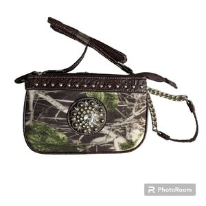 Camouflage Crossbody Wristlet Handbag Rhinestone Studs Western Style Cowgirl Bag